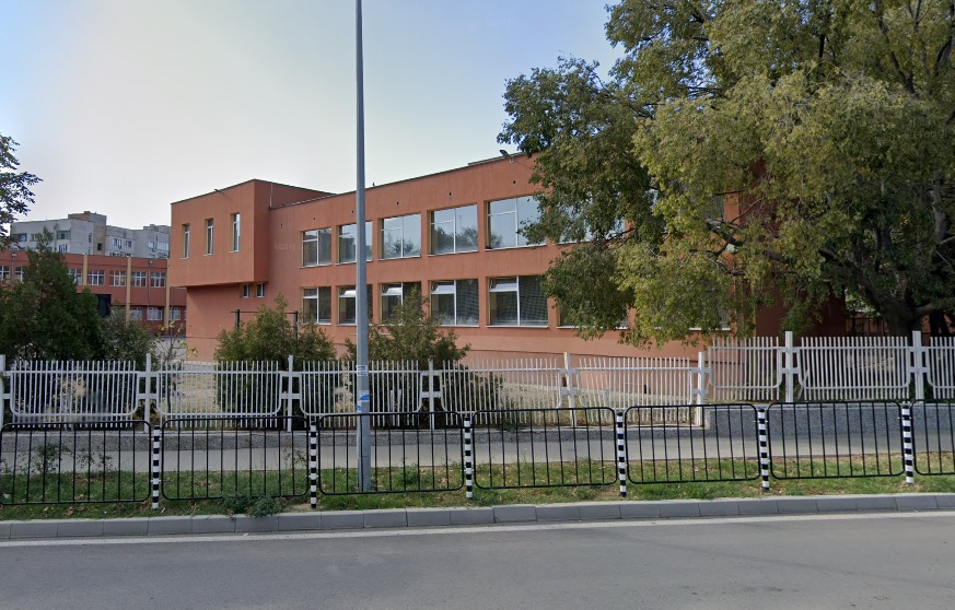 Ученици продават дрога в училище