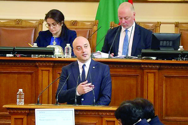 Изборът на нов главен прокурор тръгва и замръзва