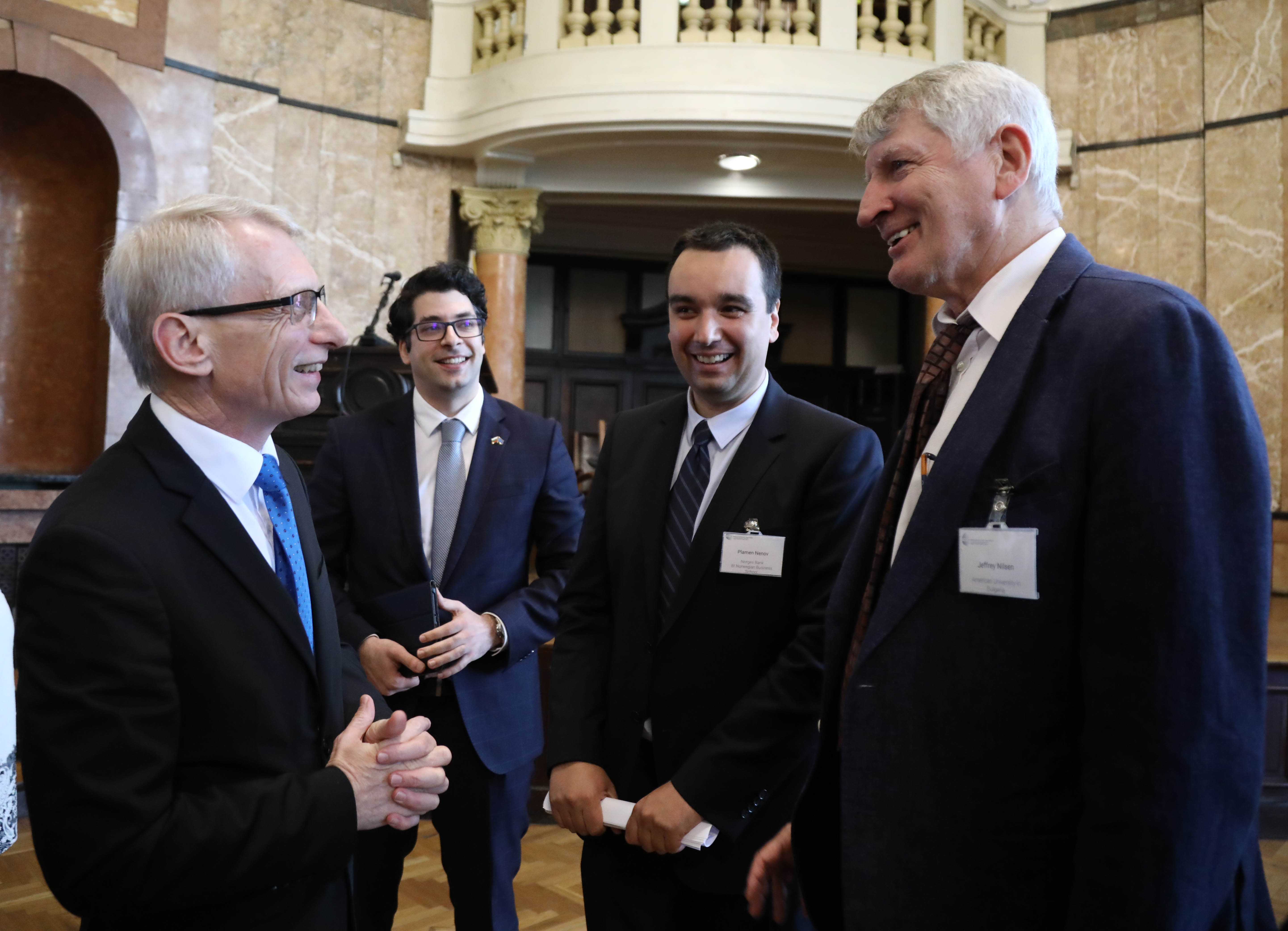 Николай Денков: Има два начина да се вземат управленски решения, единият е през лобизъм