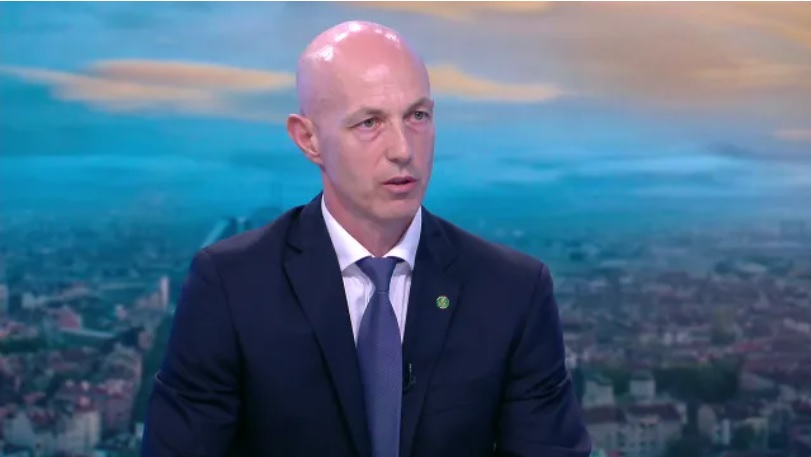 Кандидатът за кмет от "Възраждане" Коста Стоянов: Варна е заприличала на Бейрут от времето на войната