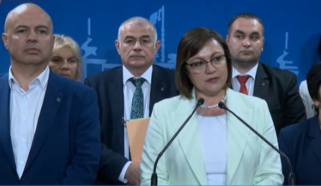 Нинова: Българският национален интерес беше продаден три пъти за един ден