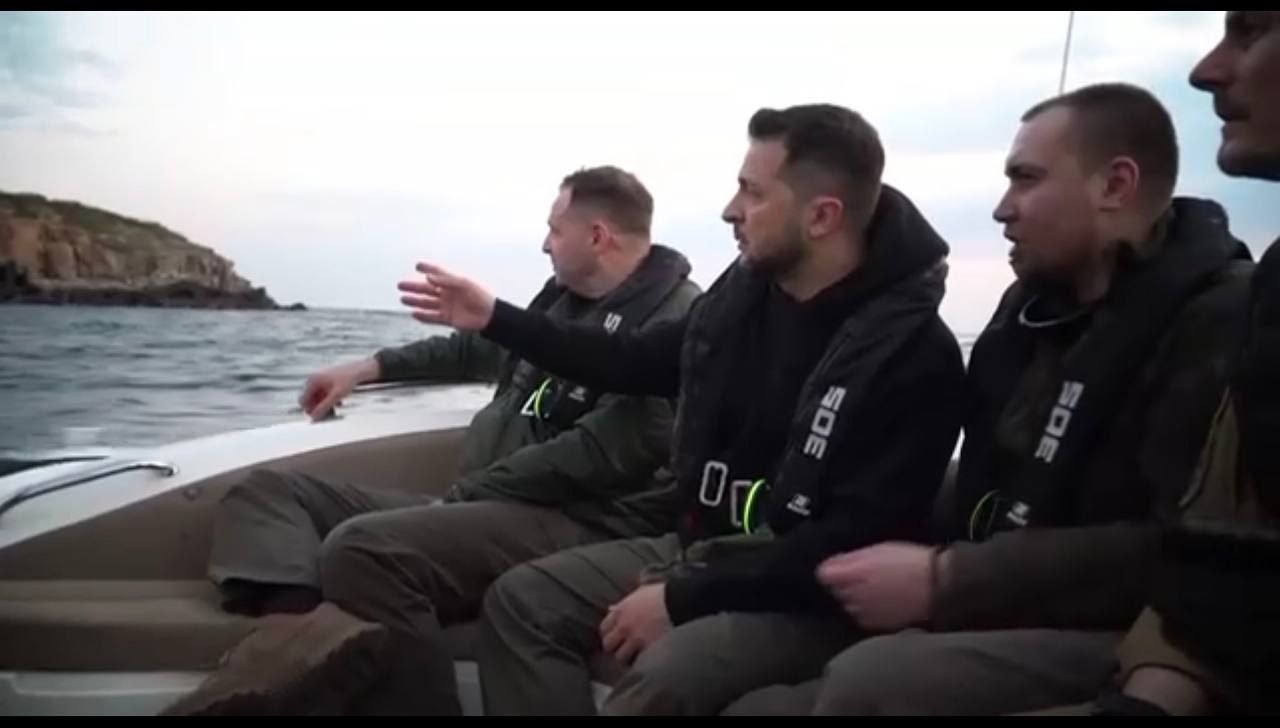 500 дни война: Зеленски отиде до Змийския остров (ВИДЕО)