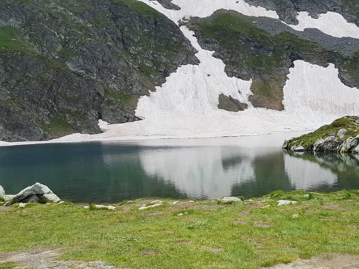 Мъж почина след падане в Рила, изпратеният хеликоптер не е могъл да кацне