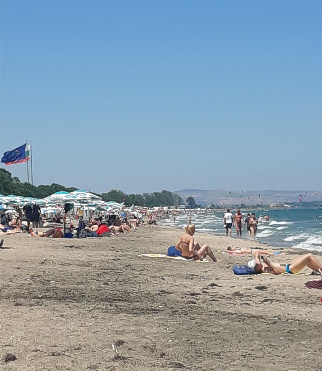 По морето - тежка вълна на север, мъртвак на юг