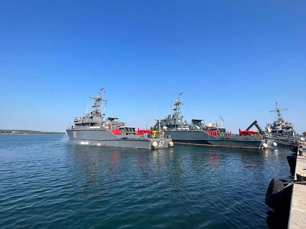 Започна българо-румънско военноморско учение