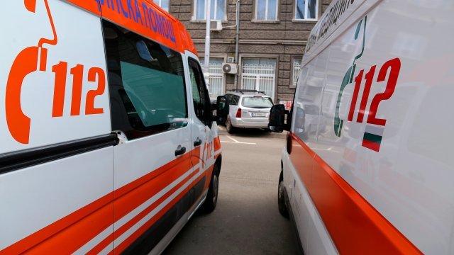 Здравно министерство в отговор на въпроси на “Труд news”: Само 25 спешни екипа дежурят по морето