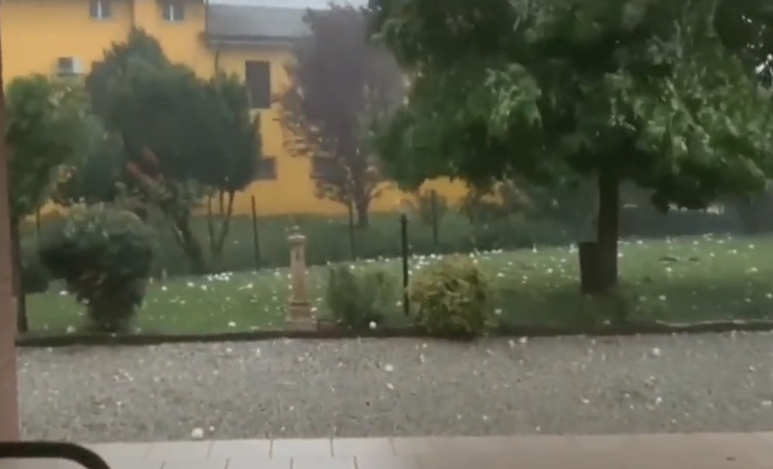 Летни бури в Североизточна Италия, над 100 души пострадаха (ВИДЕО)