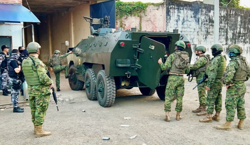 Броят на загиналите при сблъсъци в затвори в Еквадор надхвърли 30