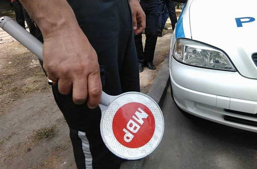 Полицай пострада при овладяване на сбиване между две фамилии в столичен квартал