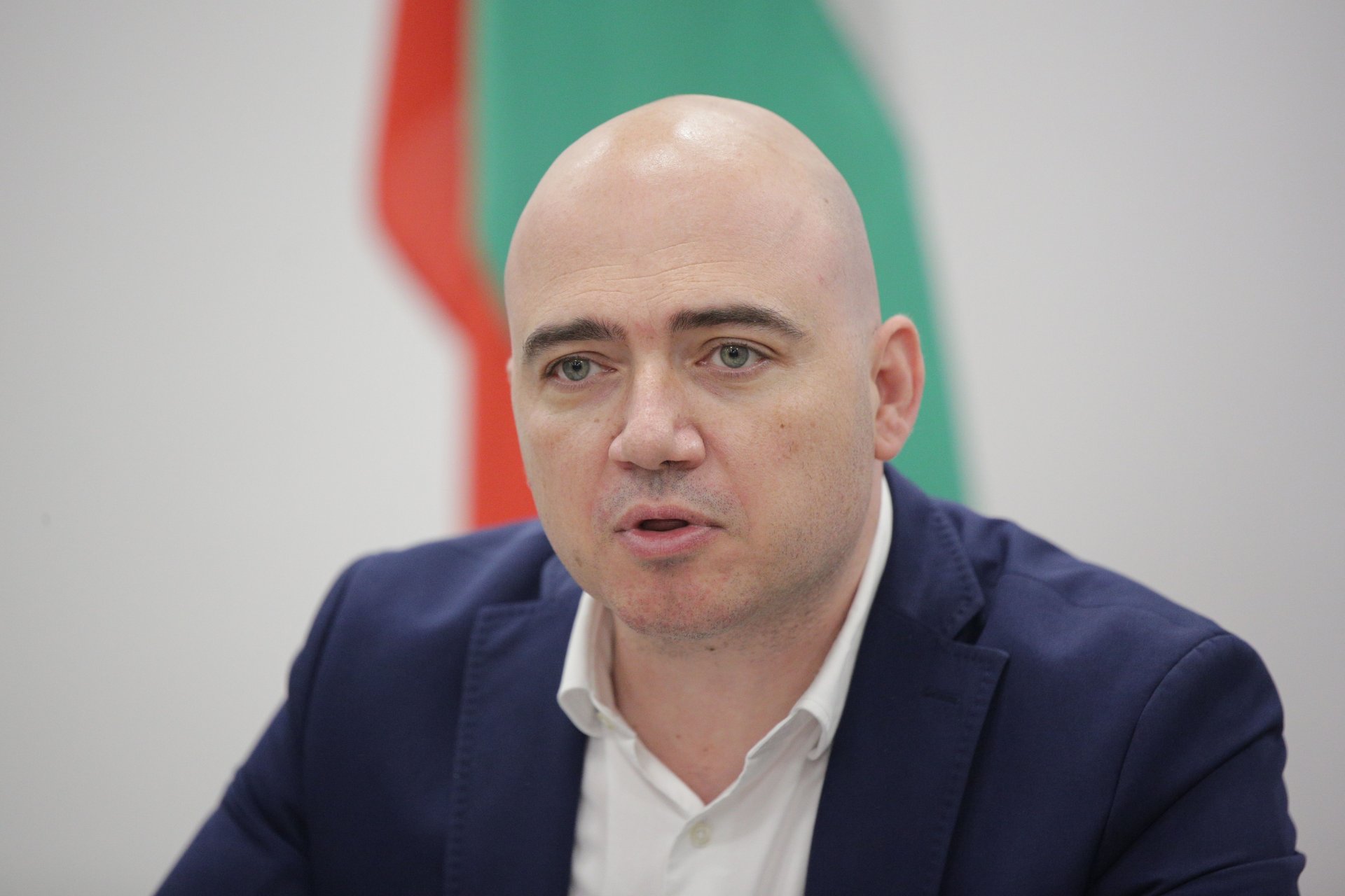 Служебният министър на туризма напусна ПП и стана секретар на президента