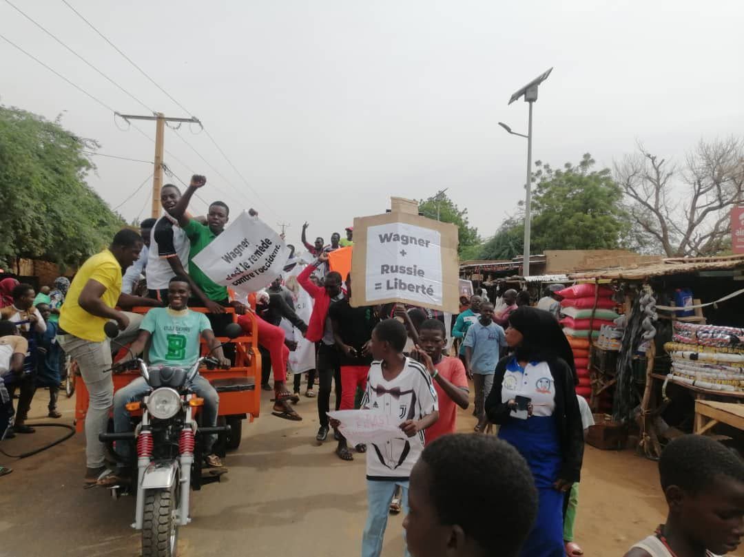 Париж спира помощта за развитие на Буркина Фасо