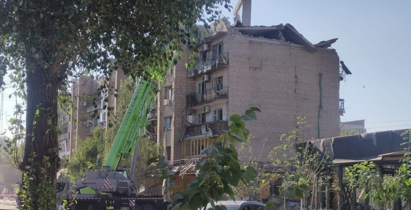 Седем убити и над 30 ранени при руски удар срещу украинския град Покровск