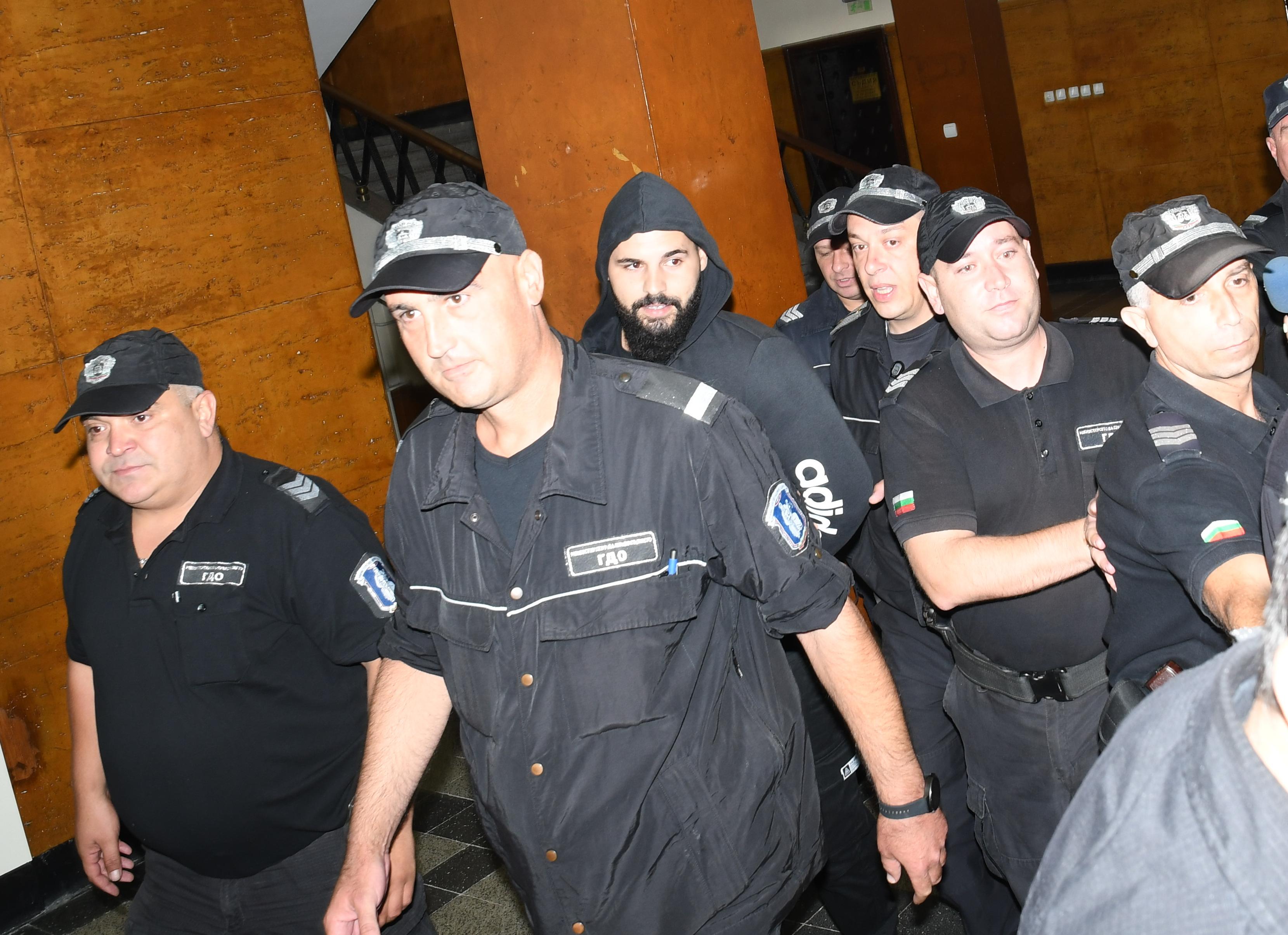 Оставиха за постоянно в ареста Георги Георгиев, обвинен за нападението на 18-годишната Дебора