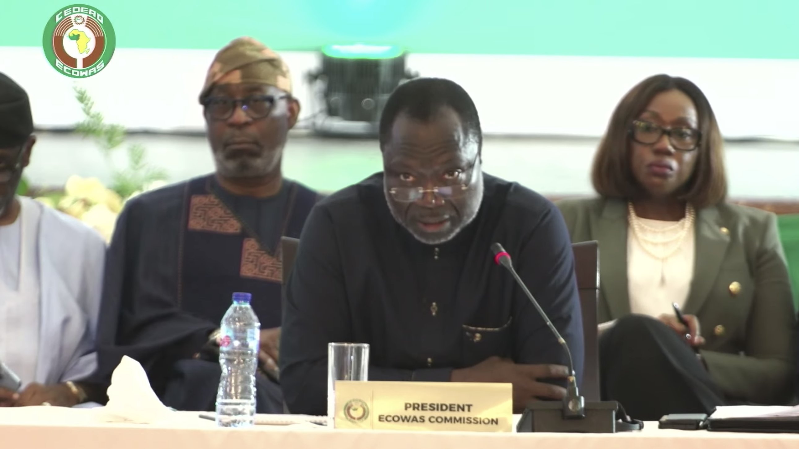 ЕКОВАС не изключва употребата на сила срещу хунтата в Нигер