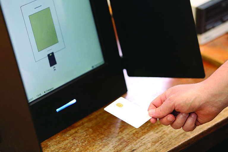 ЦИК пита „Информационно обслужване“ за секциите с машини