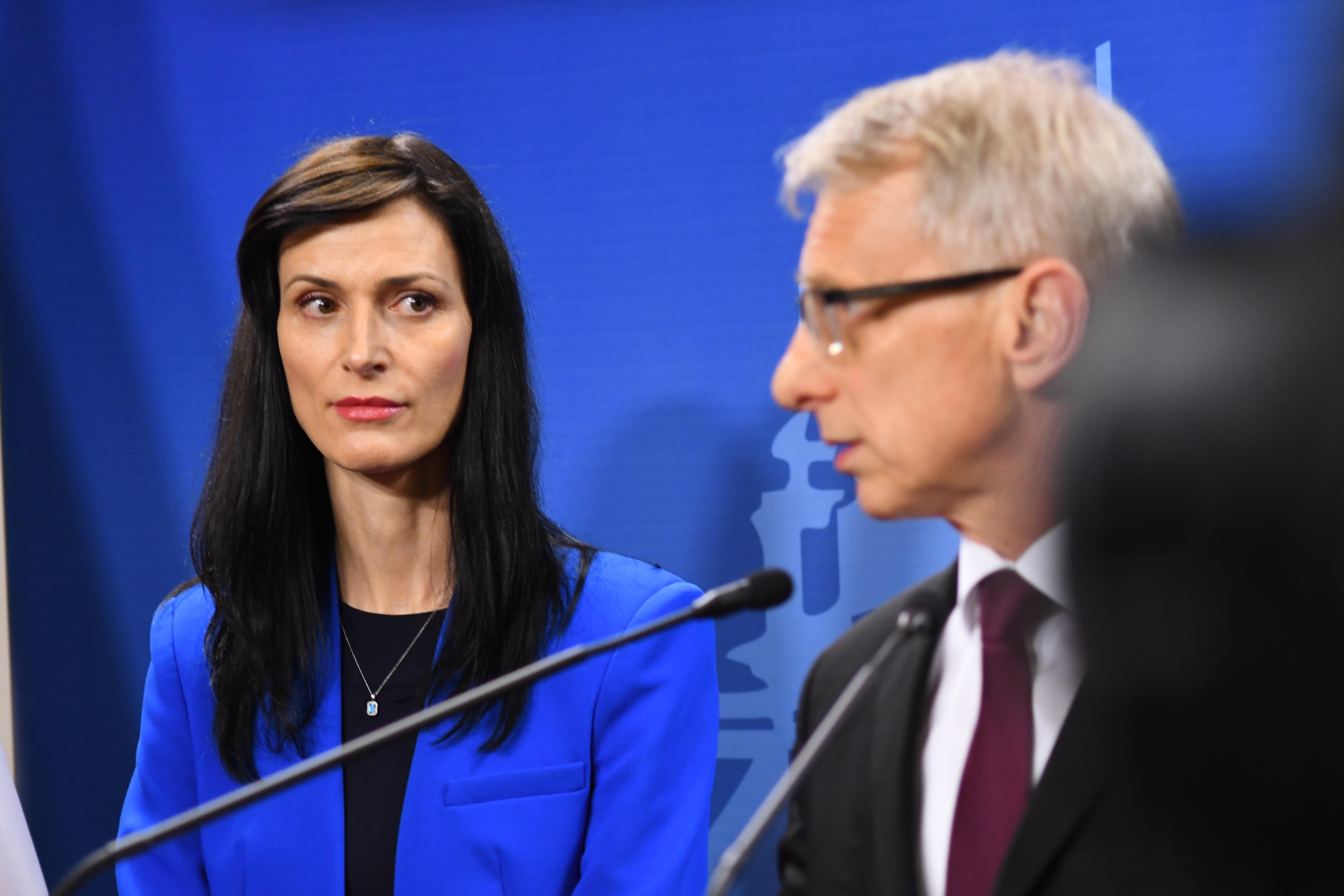 Денков има 22 000 лева в банка, Габриел - близо 1 200 000