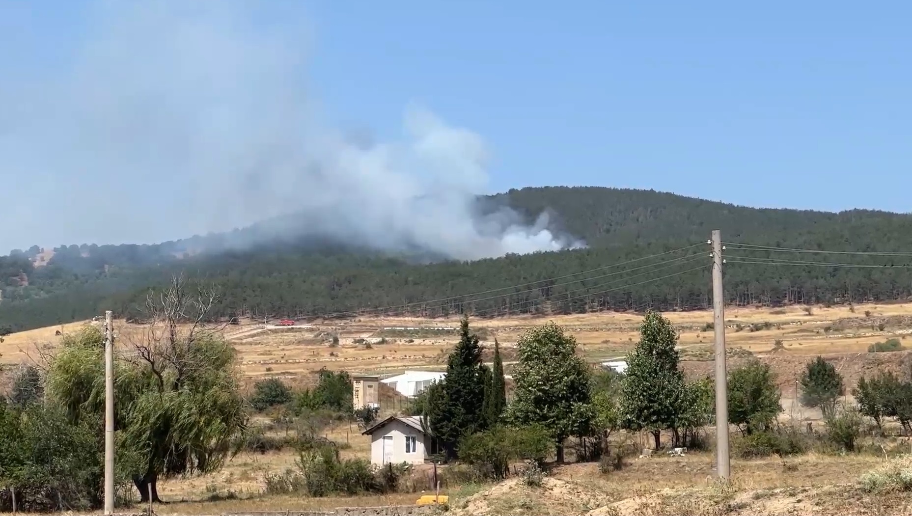 Частично бедствено положение в Казанлък заради пожара