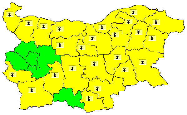 Опасно горещо време в почти цялата страна