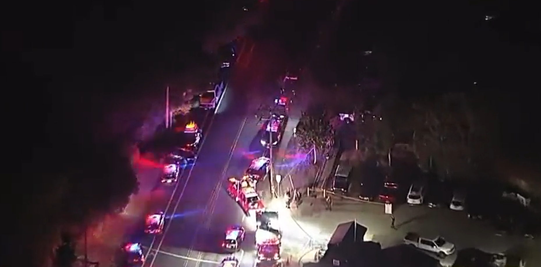 Петима убити при стрелба в бар за мотористи в Калифорния (ВИДЕО)