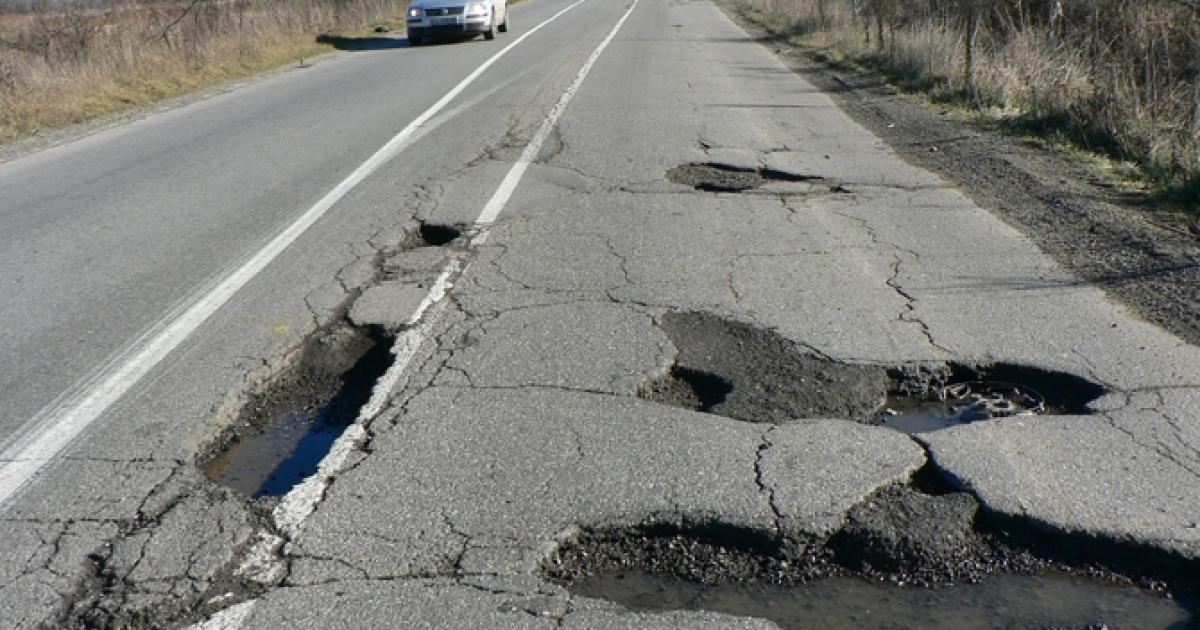 Политиците загробиха пътищата на България