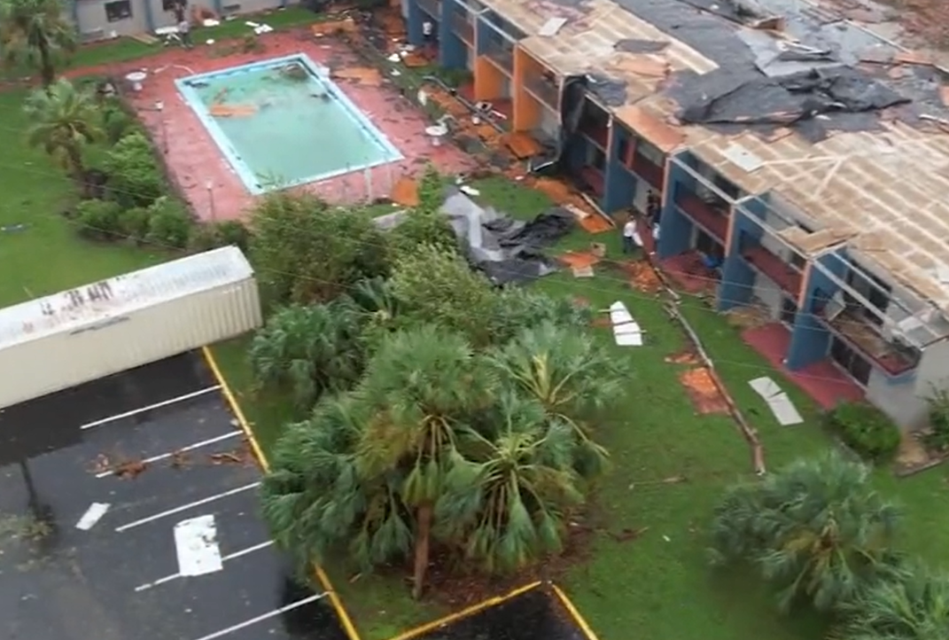 "Идалия" удари Флорида и нанесе щети за милиарди (ВИДЕО)