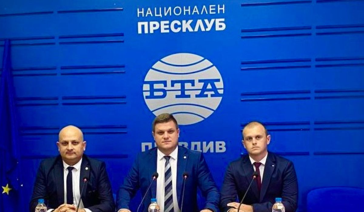 „Възраждане“ издига двама народни представители като кандидати за кмет на Карлово и Асеновград