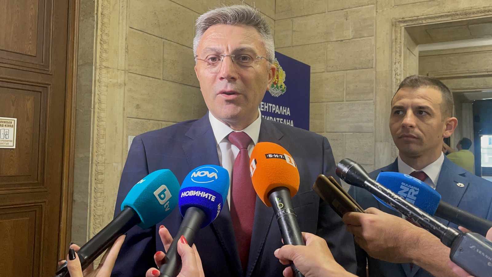 Карадайъ: Надявам се тези избори да не се превърнат отново в арена за битки и разделение