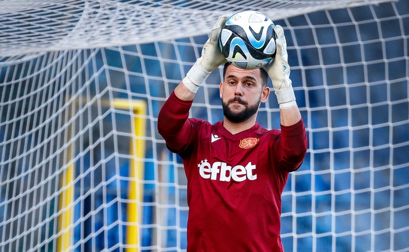 Пращат Митов във Висшата лига