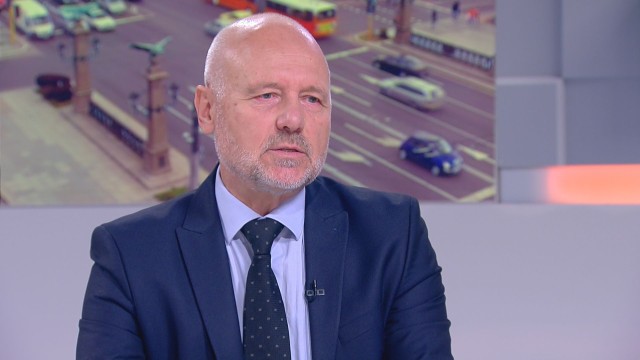 Тодор Тагарев: Самолети СУ-25 са прелитали с тренировъчна цел близо до град Елена