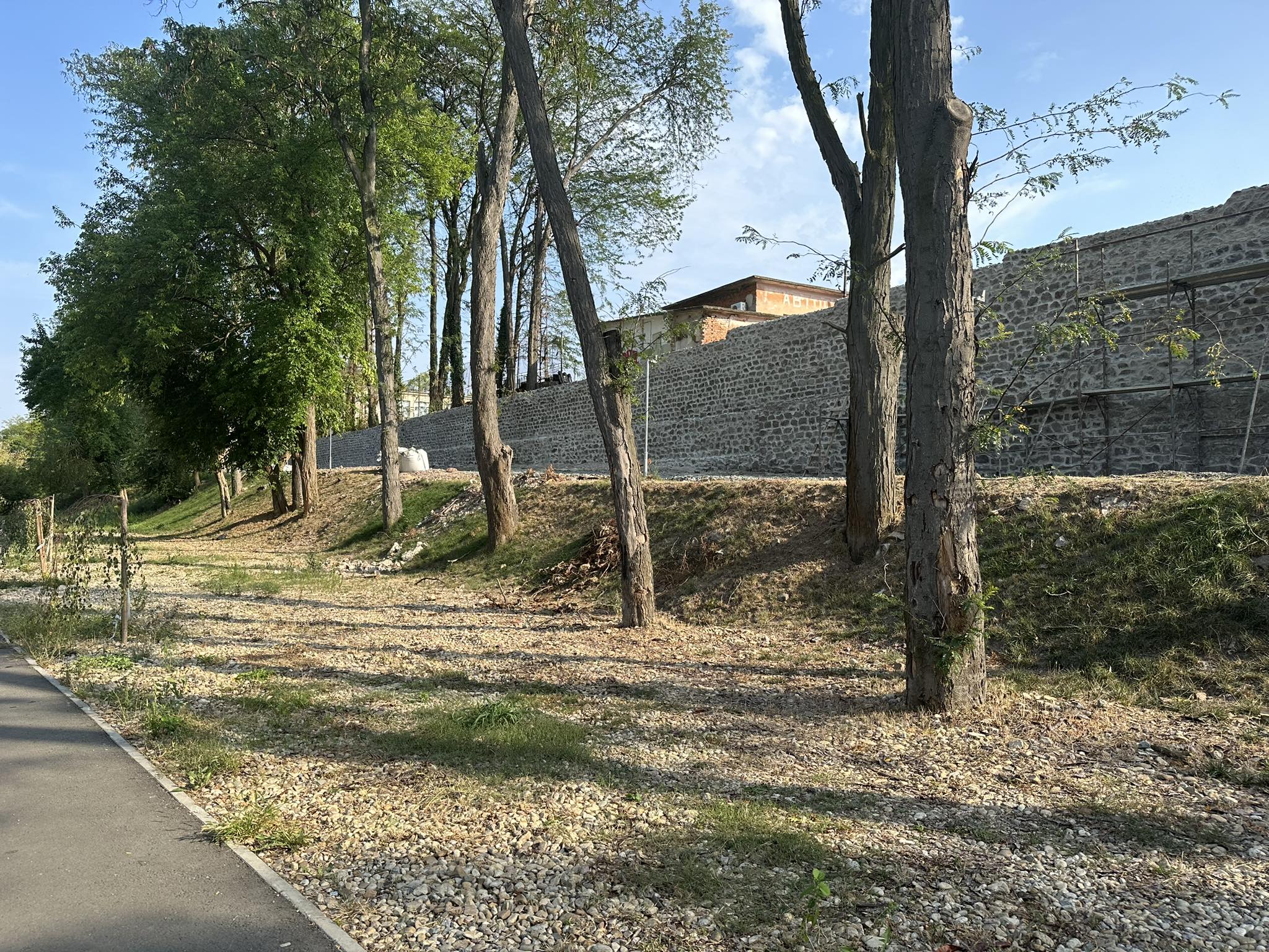 "Жар театър" ще представи ефектно ода за защитниците