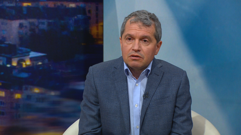 Тошко Йорданов: Петков експулсира 70 души от руското посолство, а ДАНС имаше данни за 15