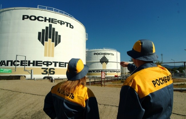 Вносът на руски петрол в ЕС е намалял с 82% за година, на газ - с 50 на сто