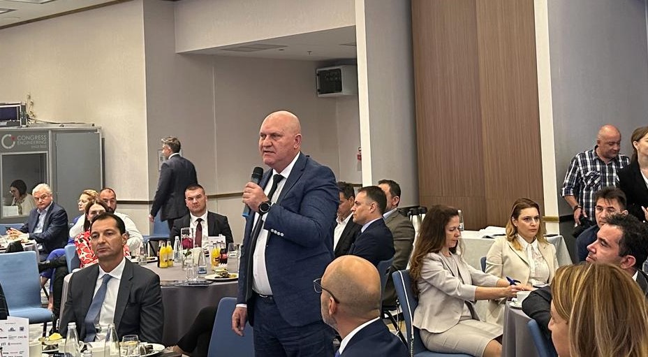 Дуалното обучение влиза в университетите