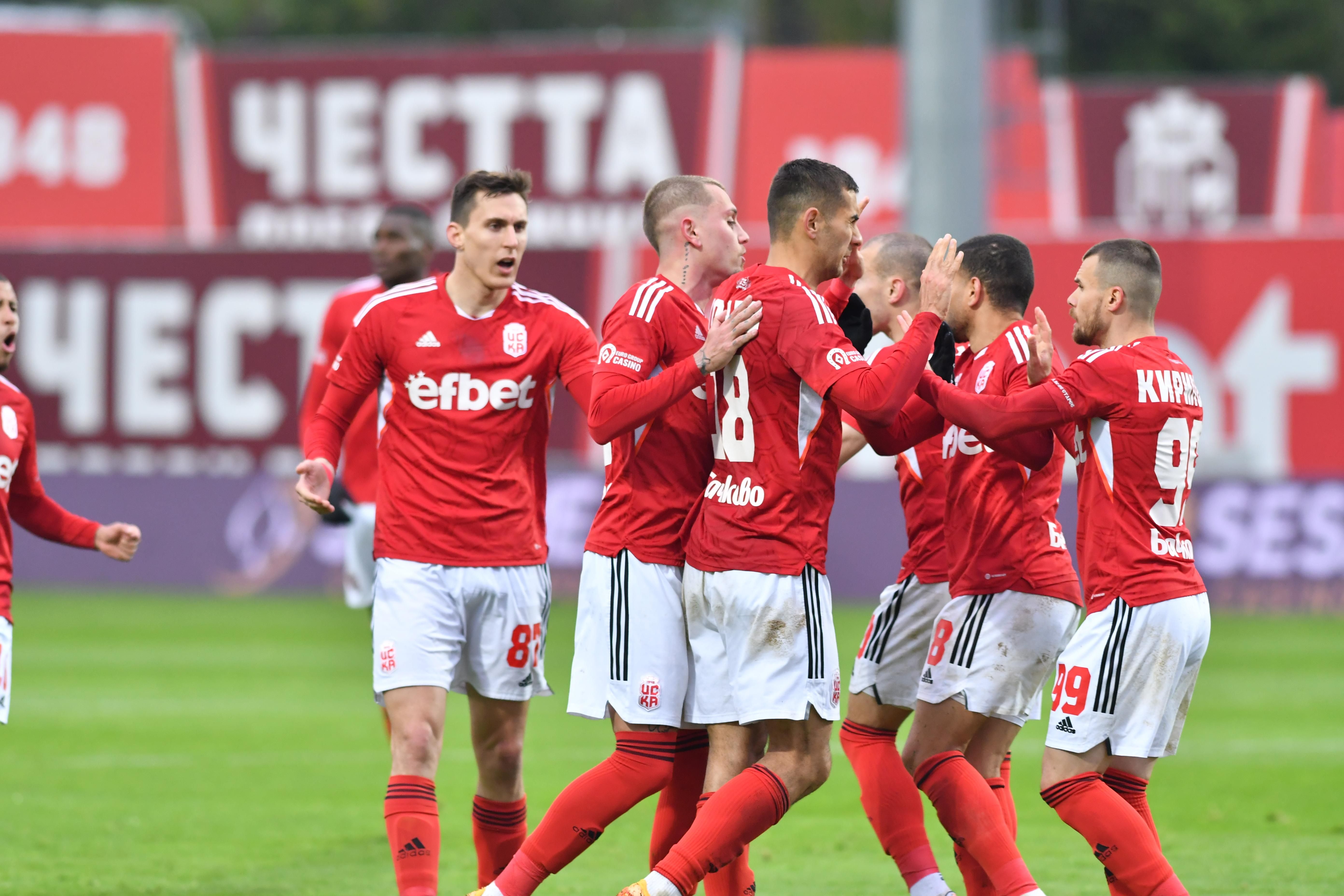 Берое и ЦСКА запазиха разликата след 0:0 в Стара Загора