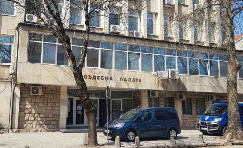 Съд за побой и клане преди Бъдни вечер