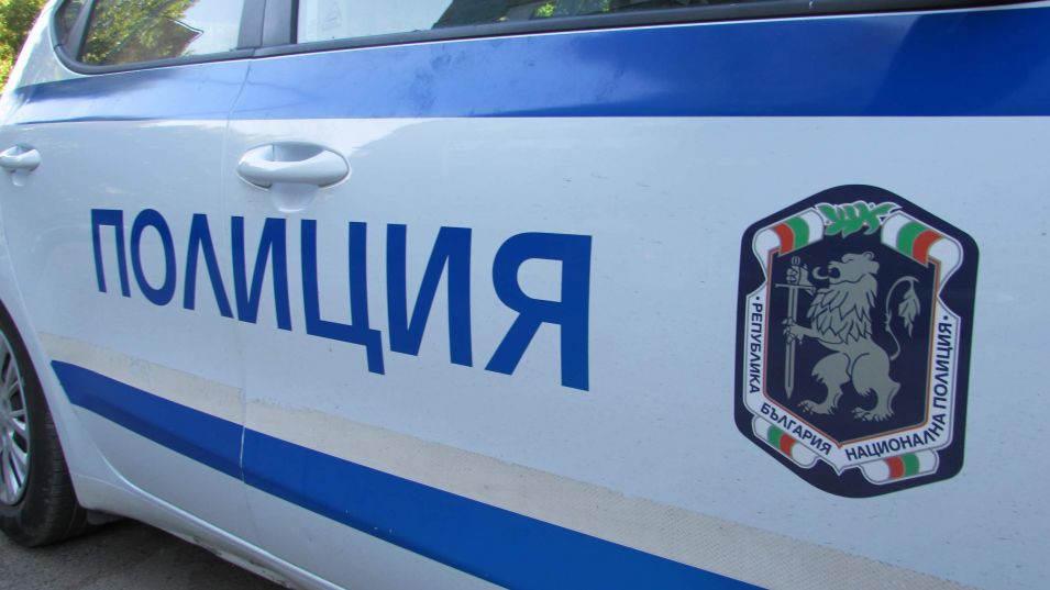 Мъж прибра снаряд на балкона