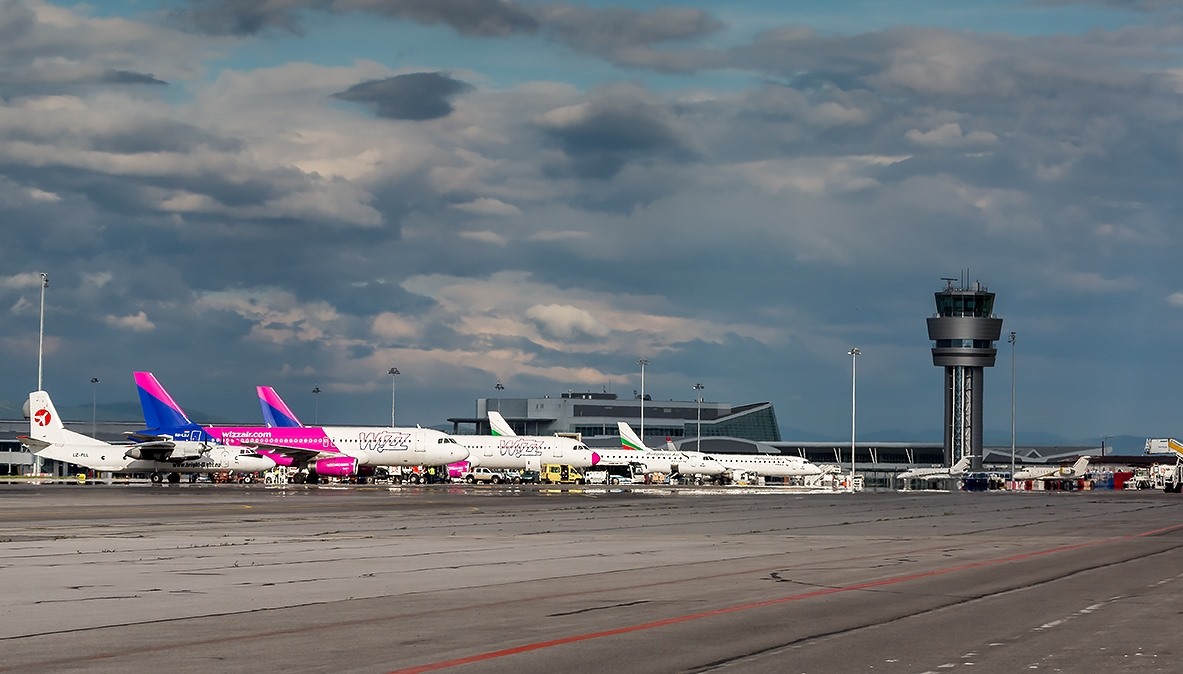 Извънреден полет ще евакуира българи от Тел Авив