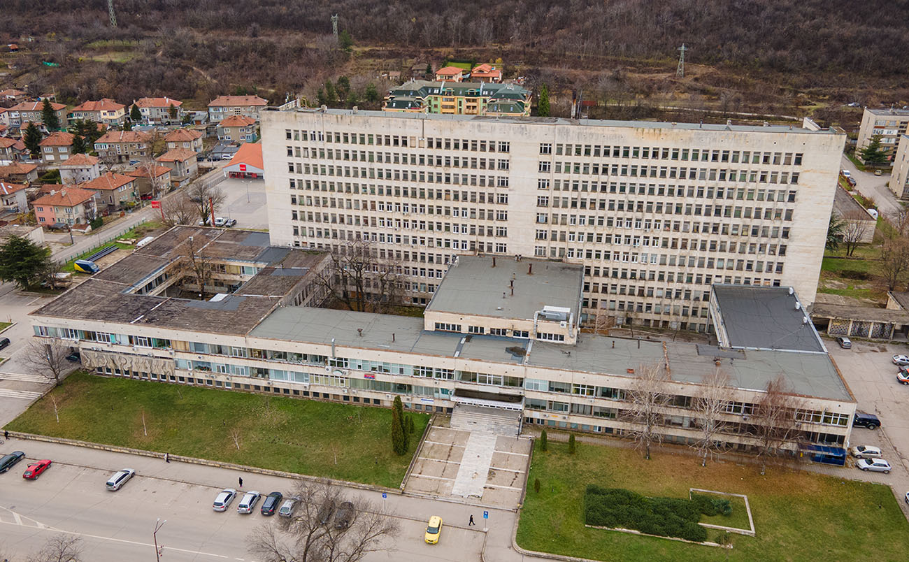 Влагат 453 000 лева в обновяване на Спешната помощ в Свищов