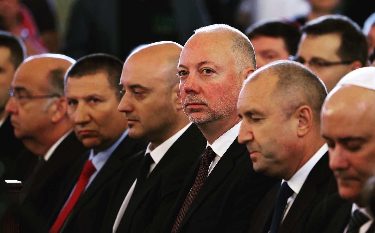 Молитва за мир събра президента, вицепремиера и председателя на НС в софийската синагога