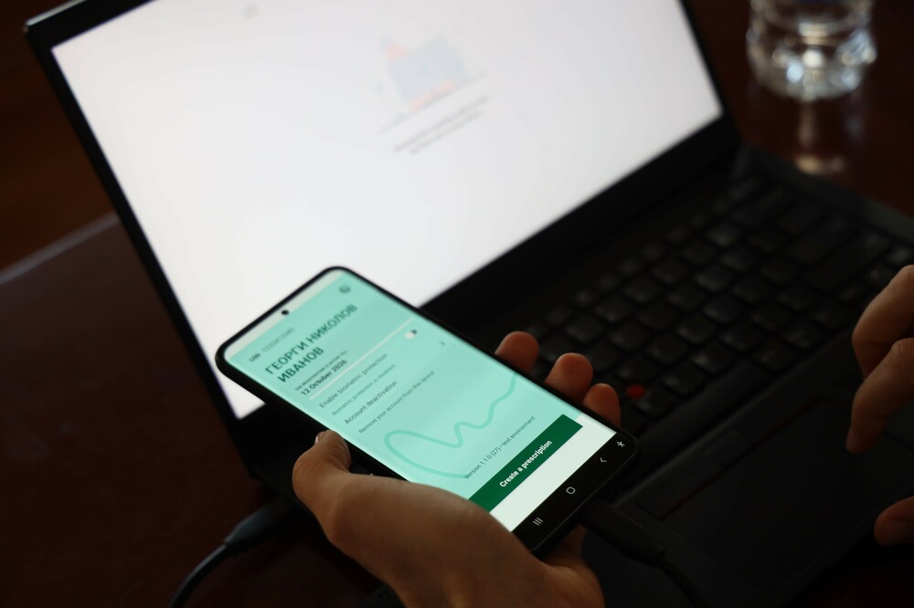 БЛС: Две трети от лекарите не могат да изписват електронни рецепти