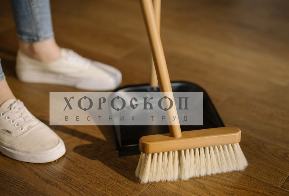 Хороскопът на Алена: Водолеите си възвръщат хармонията, Рибите да не се занимават с битовизми