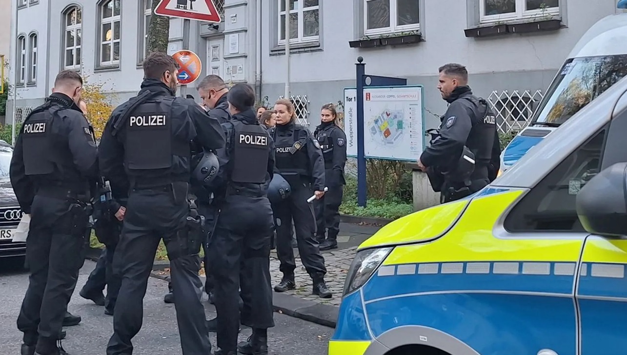 Бомбени заплахи срещу обществени сгради в Берлин