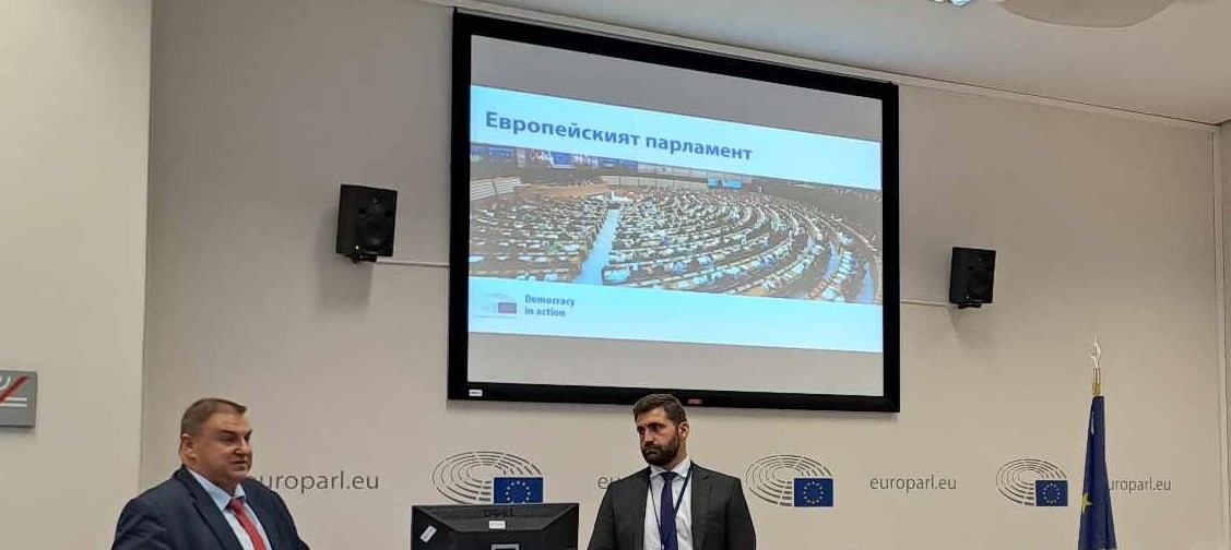 Евродепутати критикуваха политиката на правителството за Шенген и еврозоната