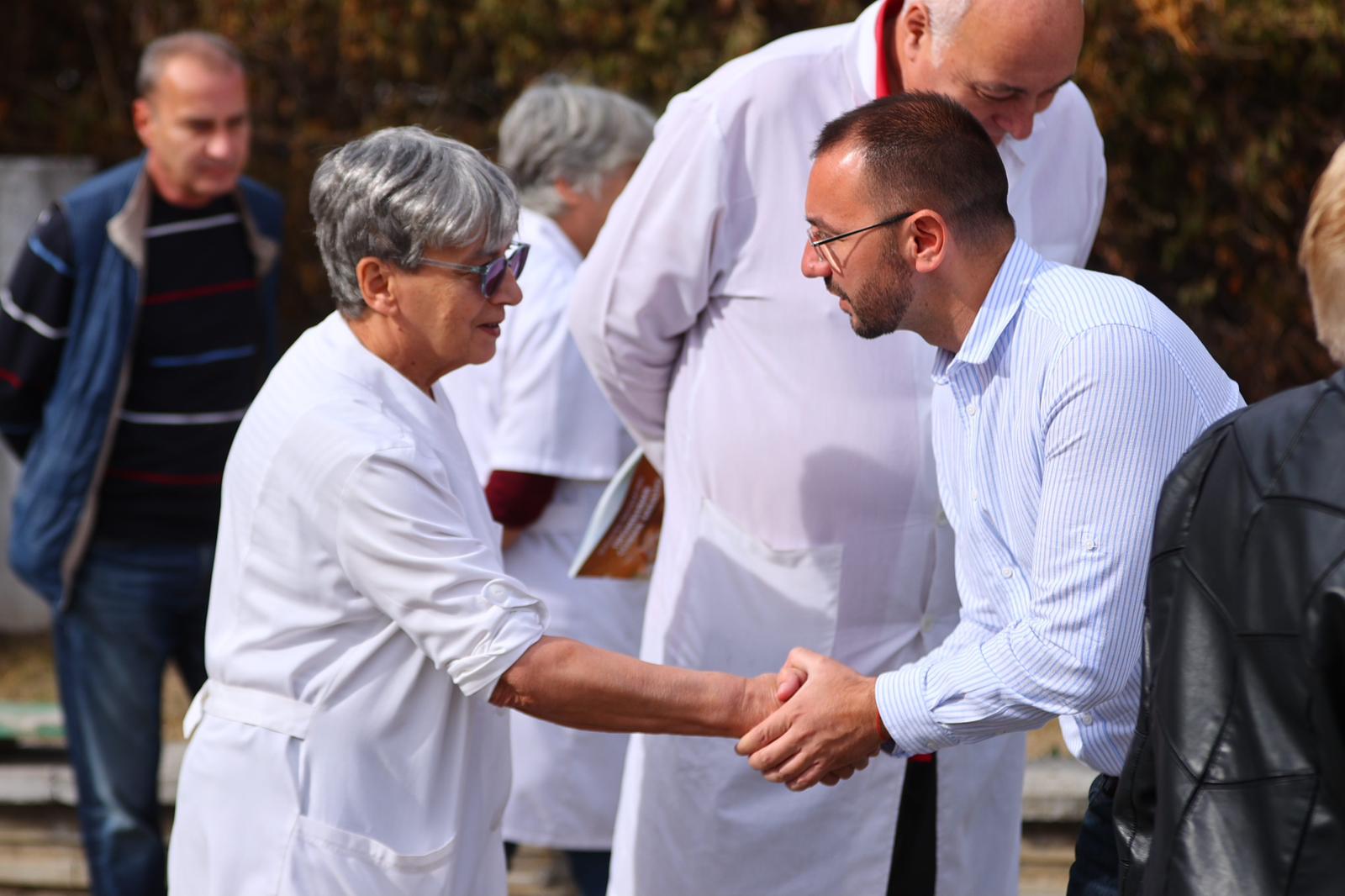 Антон Хекимян: Докато ние искаме да подобрим условията в поликлиниките, „мнимата промяна“ предлага закриване на лечебни заведения