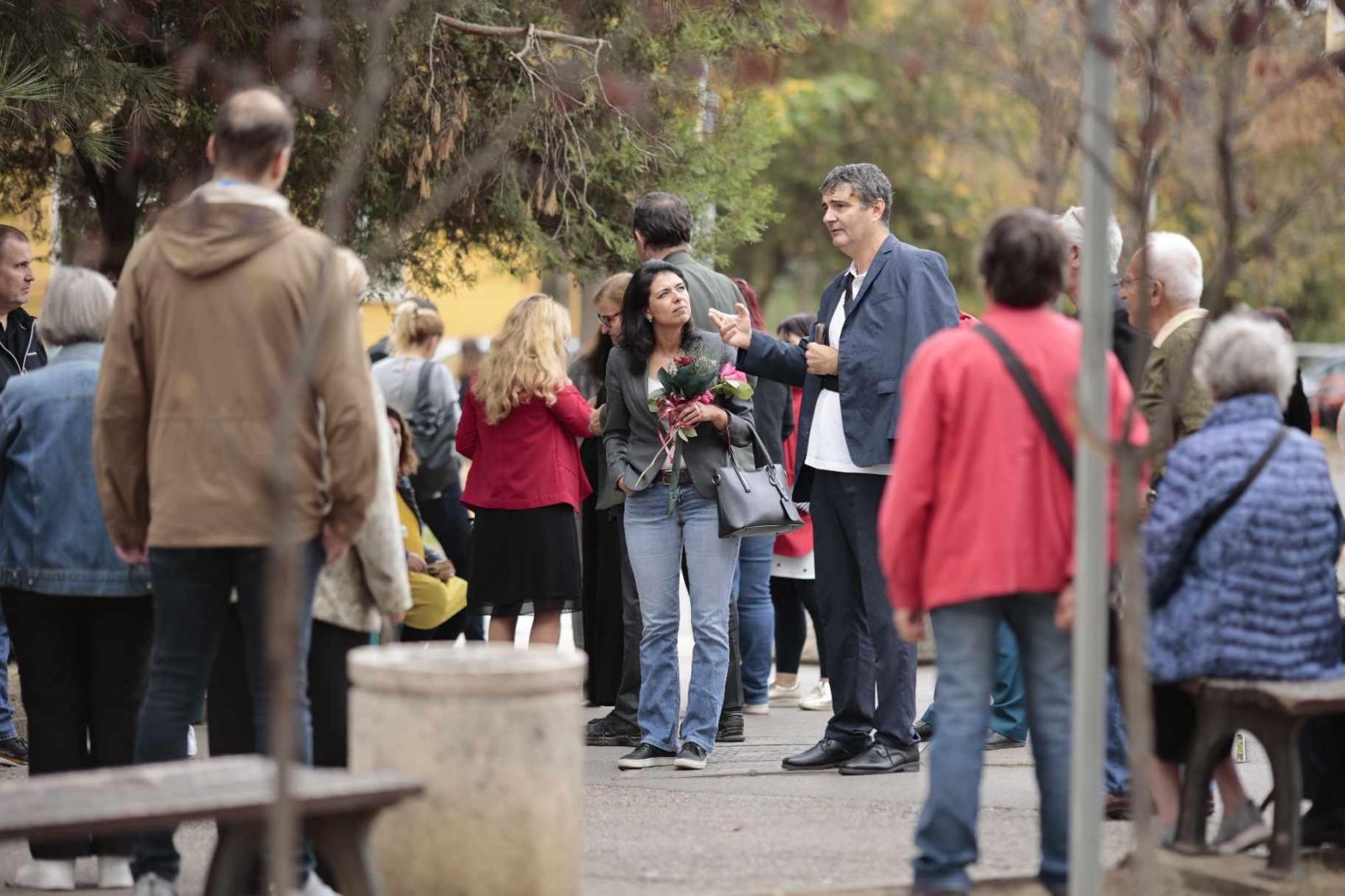 Ваня Григорова пред граждани в кв. "Дружба": Излезте и масово гласувайте в неделя за №86