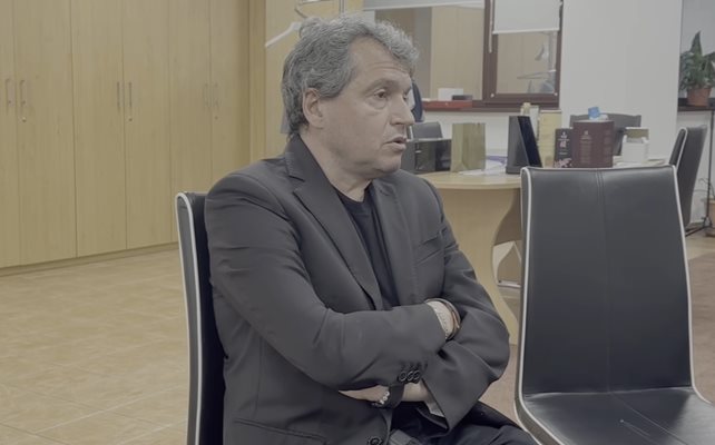 Тошко Йорданов за машините: Министърът призна, че е изнудван от Кирил Петков и Божидар Божанов за 640 милиона лв.