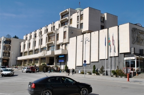 "Алфа рисърч" за Велико Търново: Даниел Панов - 42%, Йордан Терзийски - 22,2%