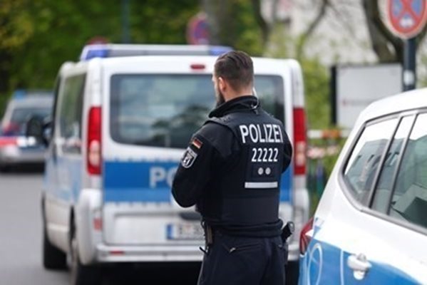 Скеле рухна в Хамбург: Четирима български строители са загинали