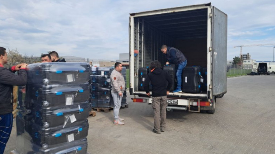 ЦИК: До 02:00 часа тази сутрин в страната са транспортирани 4183 машини