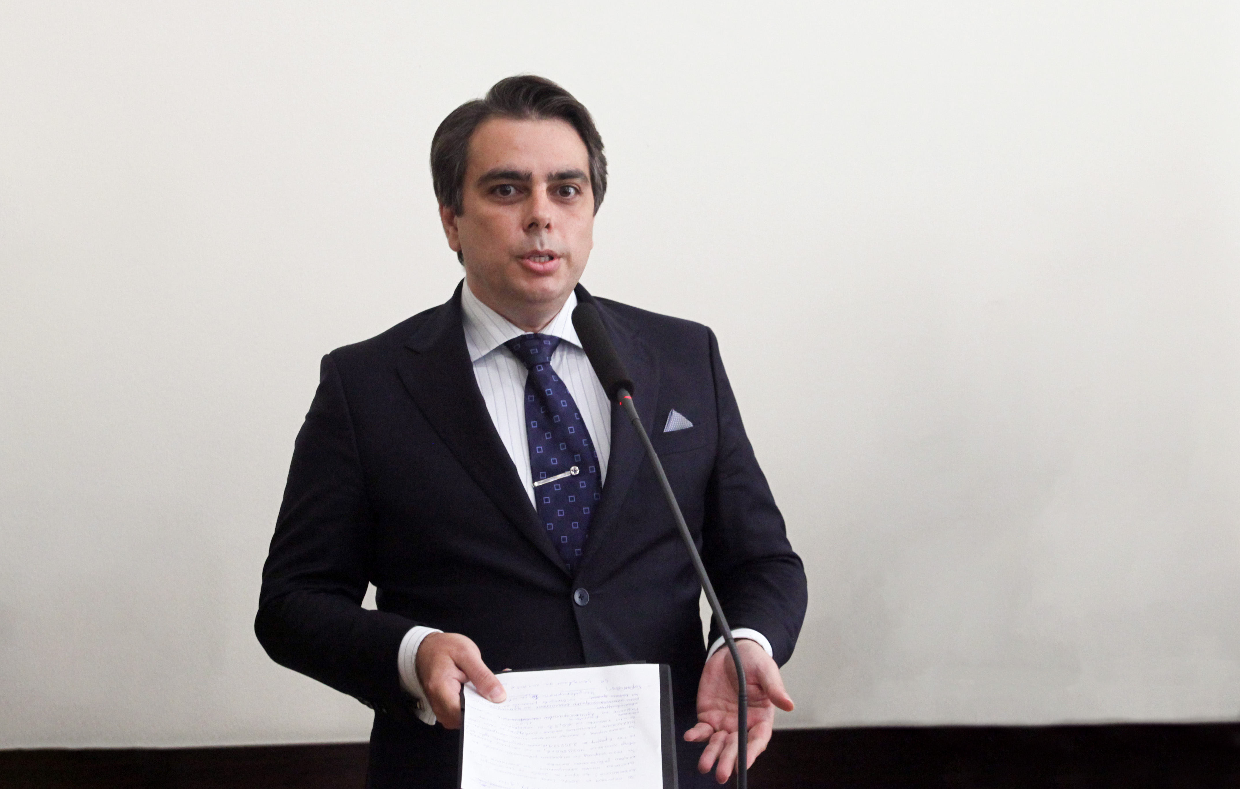 Асен Василев: От юли догодина пенсиите ще бъдат увеличени с около 11%